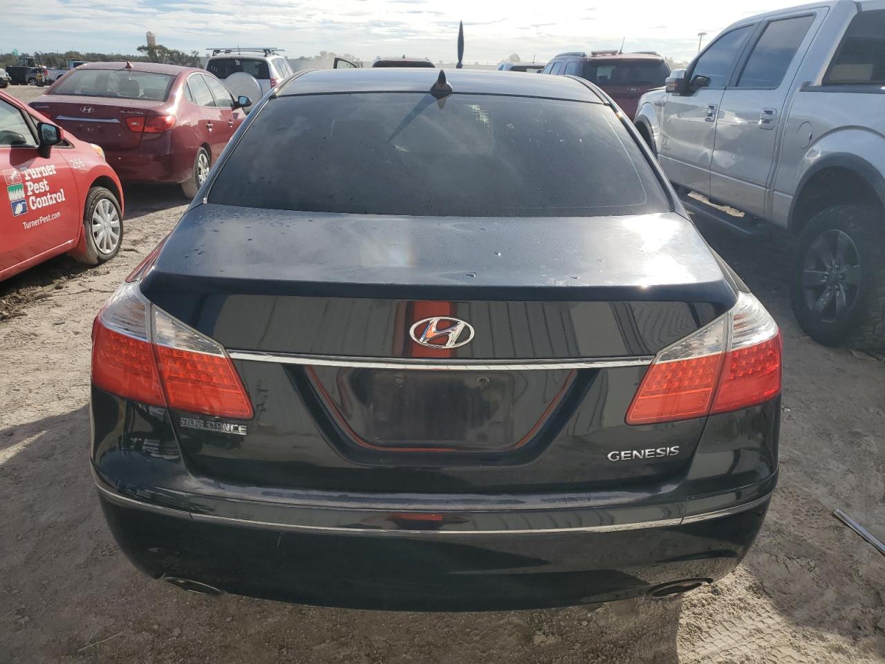 2009 Hyundai Genesis - Image 6
