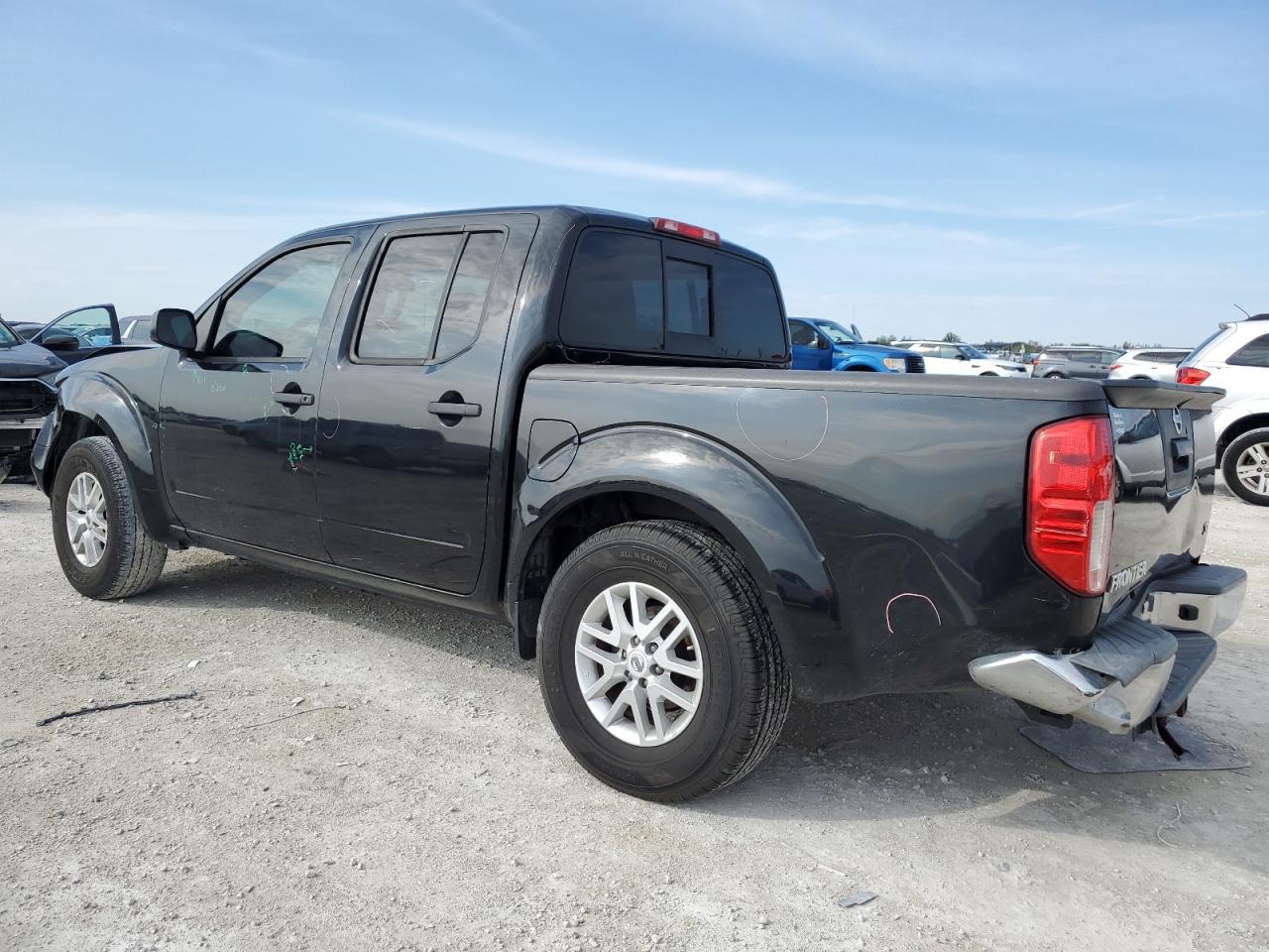 2019 Nissan Navara (Frontier) - Image 2