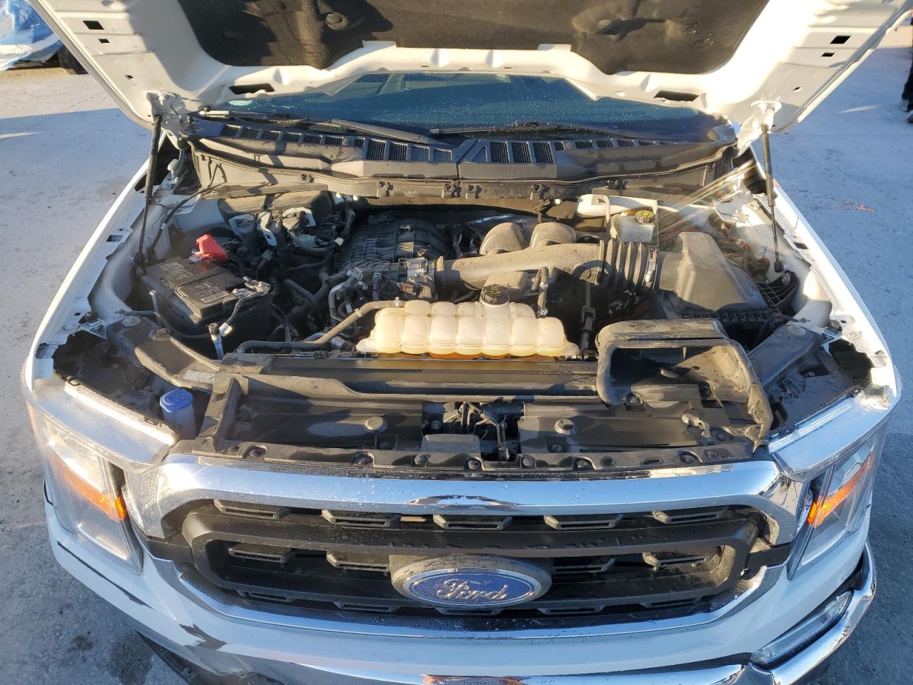 2022 Ford F-150 - Image 11