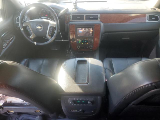  CHEVROLET SUBURBAN 2013 Чорний