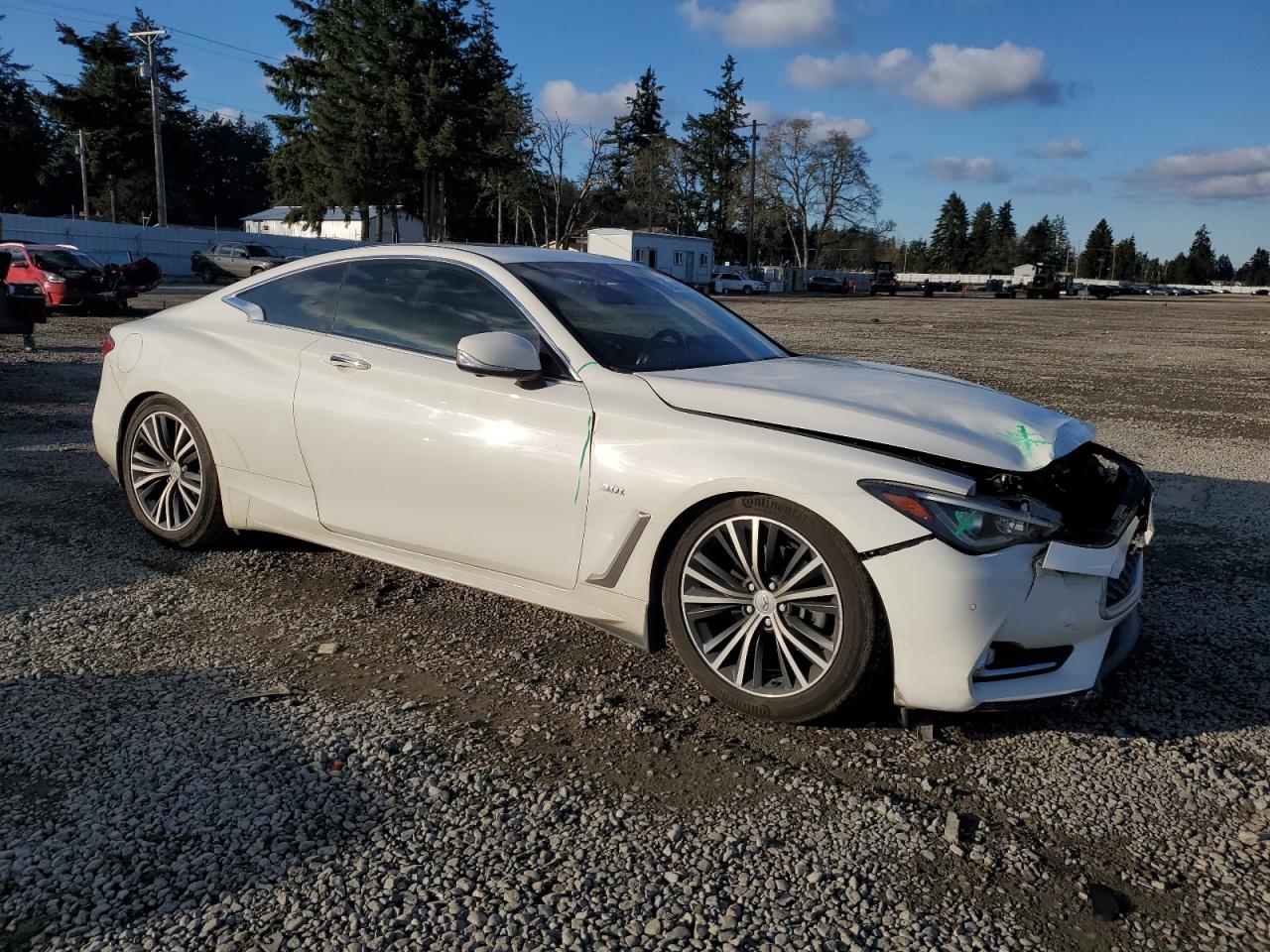 2017 Infiniti Q60 - Image 4