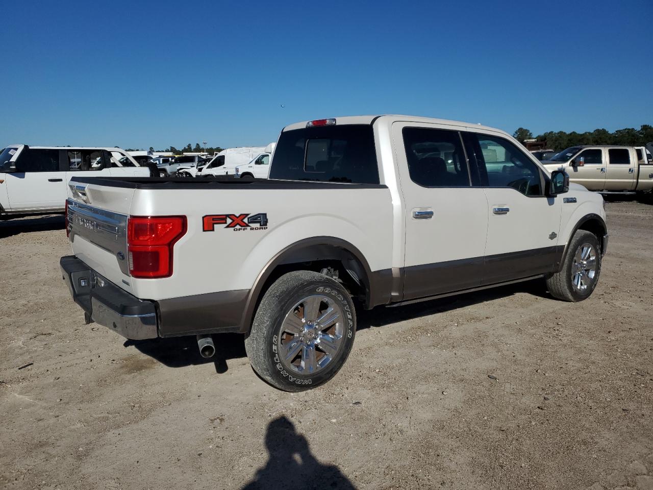 VIN 1FTEW1E42KFA79533 2019 FORD F-150 no.3