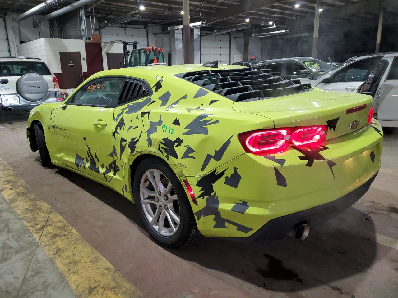 2021 Chevrolet Camaro - Image 2
