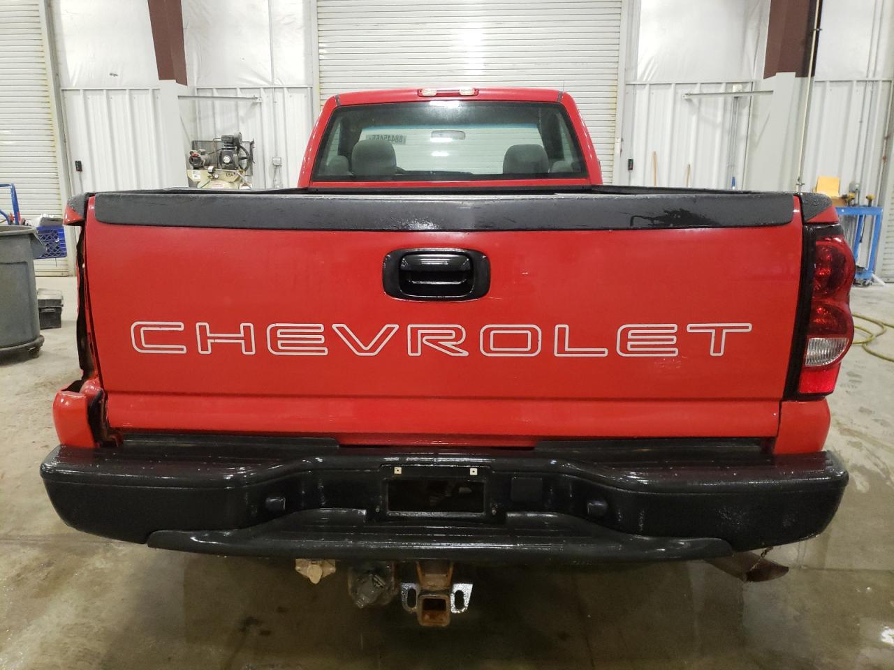 2007 Chevrolet Silverado - Image 6
