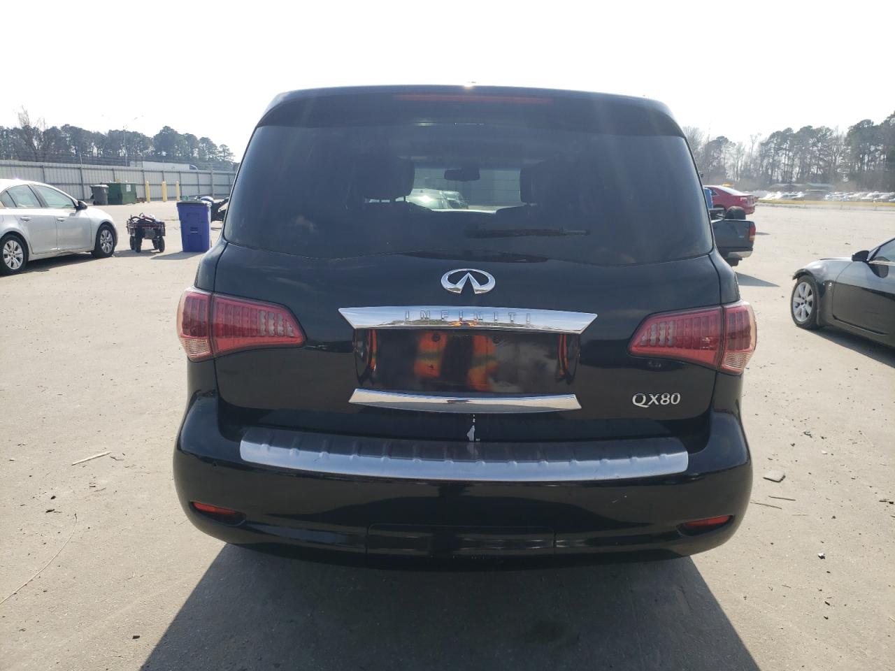 2016 Infiniti QX80 - Image 6