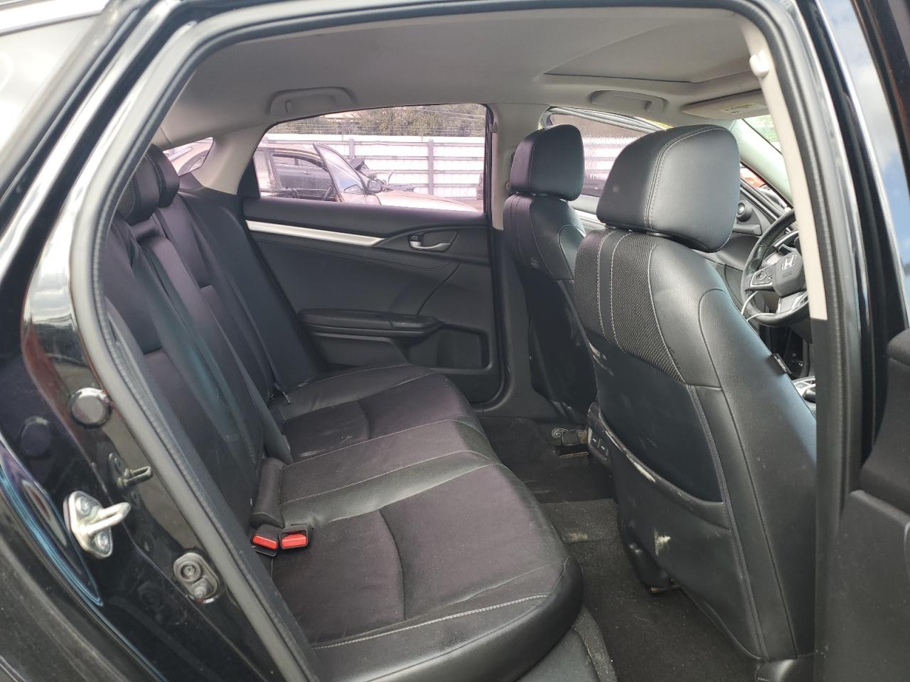 2016 Honda Civic - Image 10