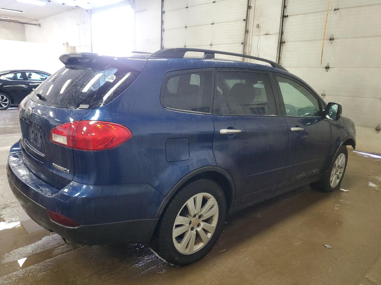 2011 Subaru Tribeca - Image 3