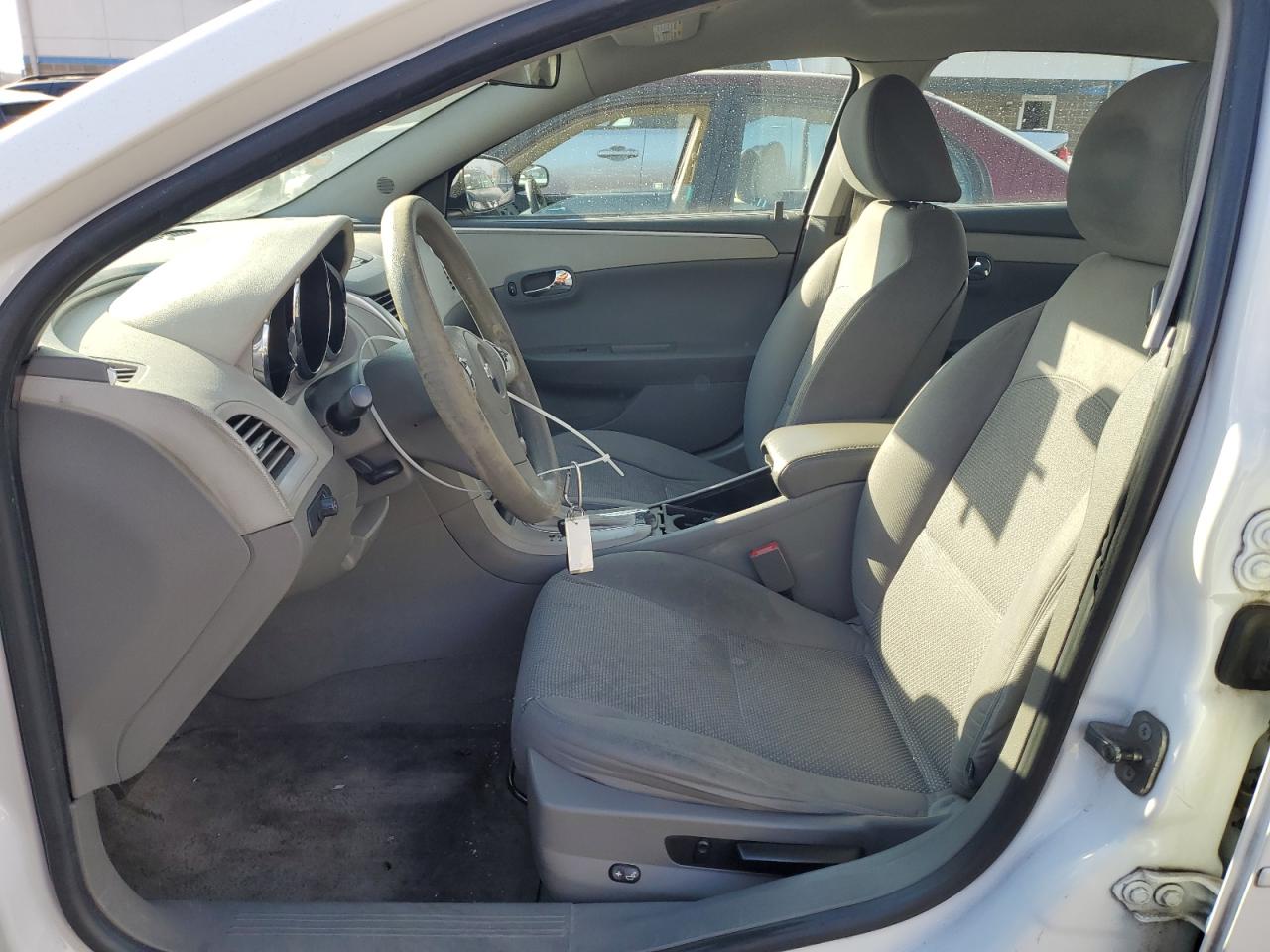 2011 Chevrolet Malibu - Image 7