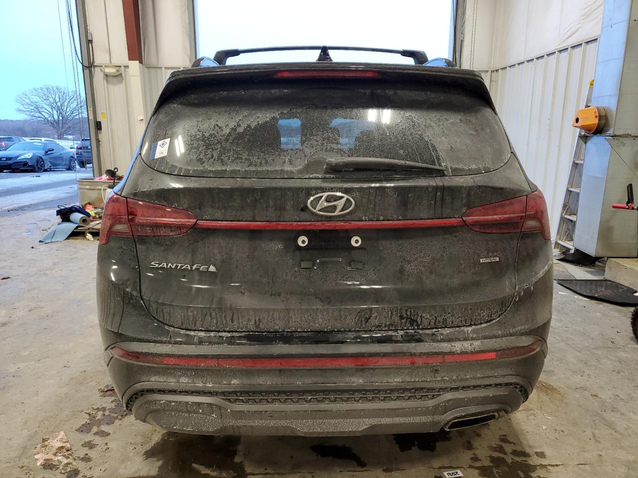 2022 Hyundai Santa Fe - Image 6