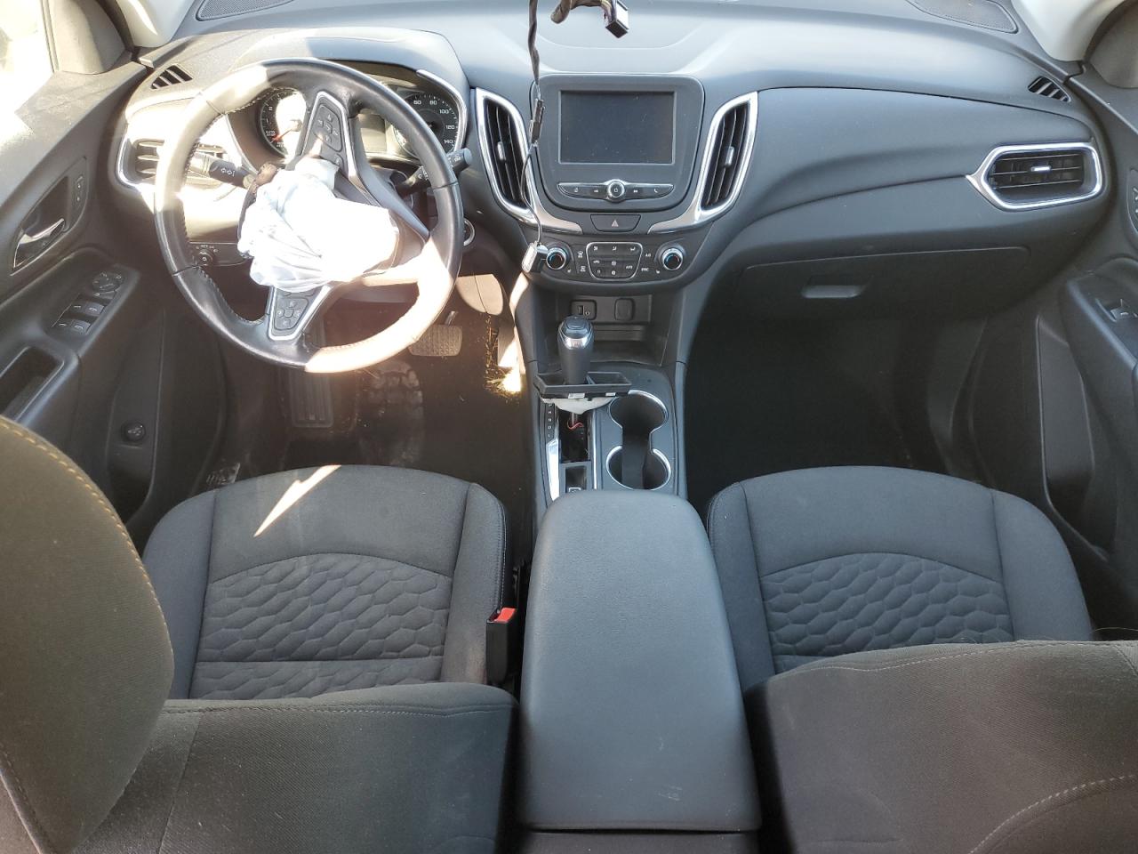 2018 Chevrolet Equinox - Image 8