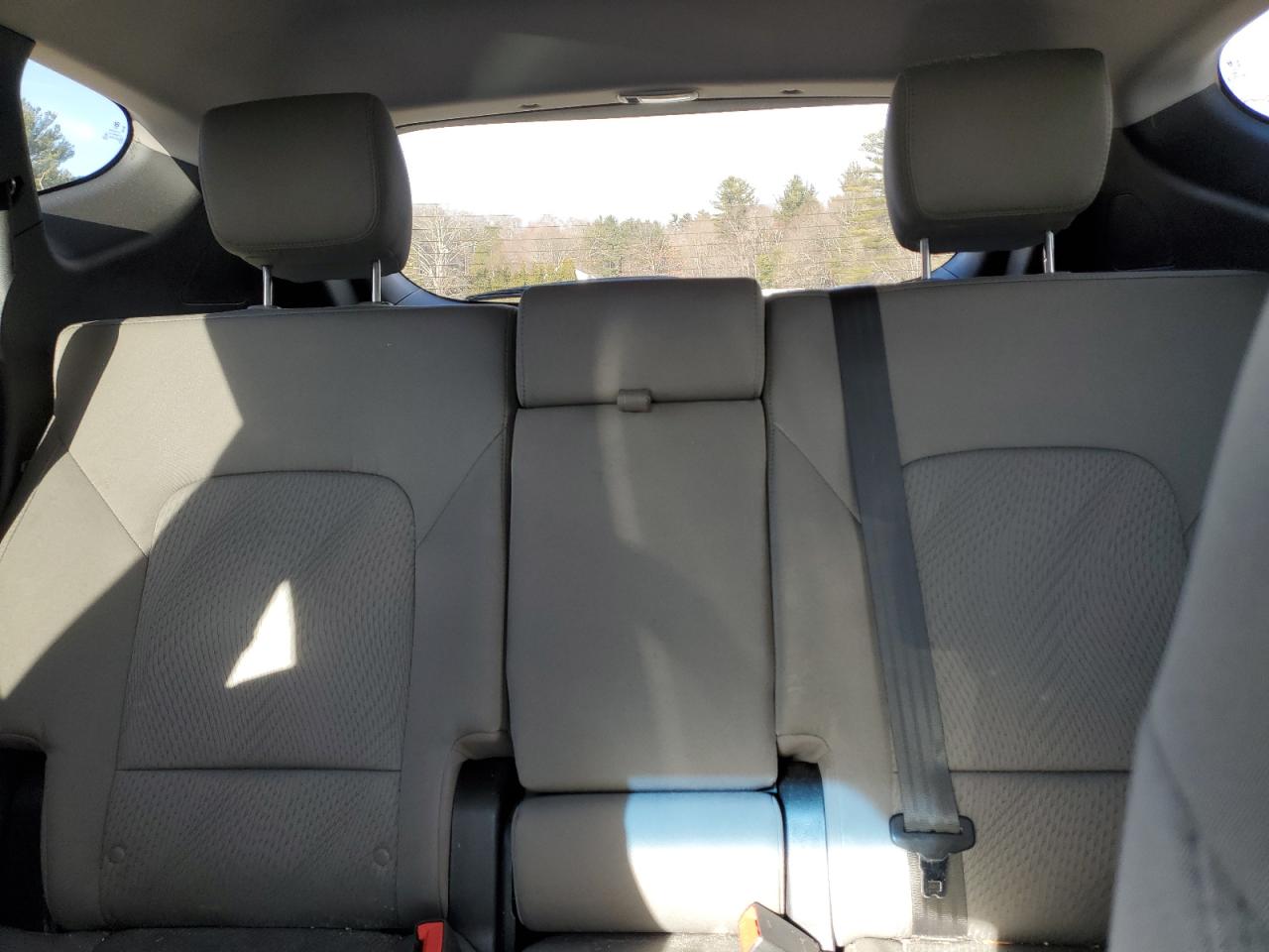 2018 Hyundai Santa Fe - Image 10