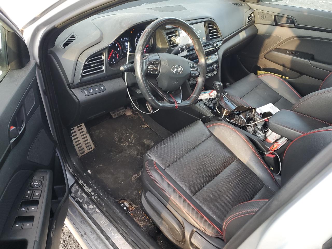 2019 Hyundai Elantra - Image 8