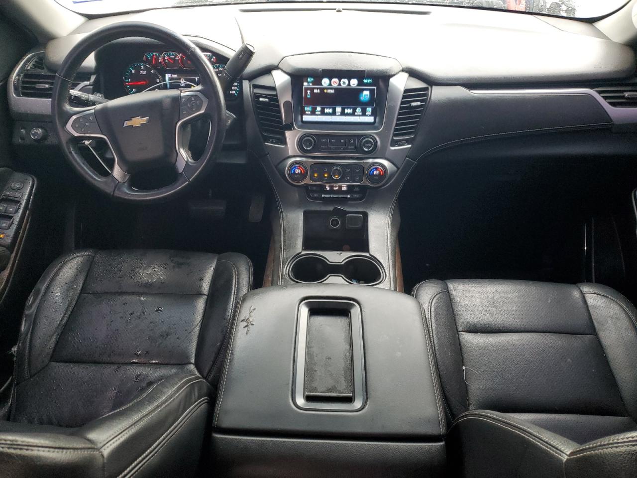 2019 Chevrolet Suburban - Image 8
