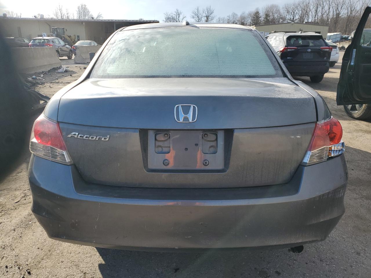 2009 Honda Accord - Image 6