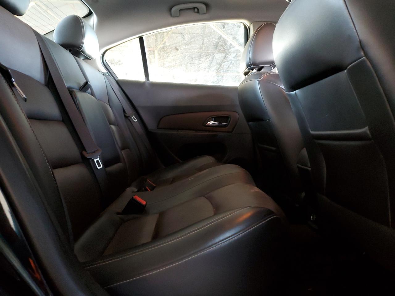 2015 Chevrolet Cruze - Image 11