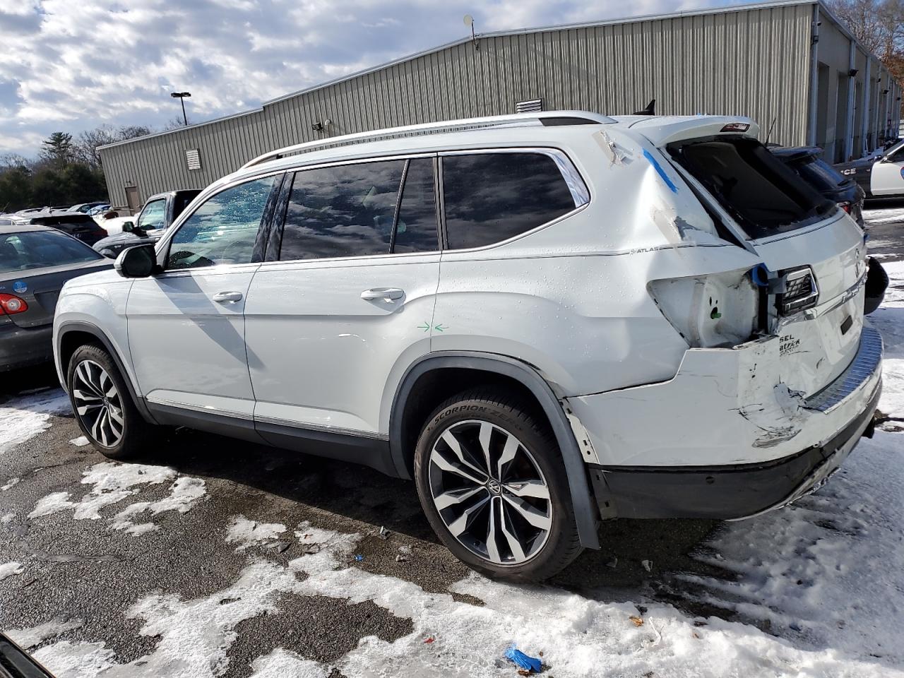 2019 Volkswagen Atlas - Image 2