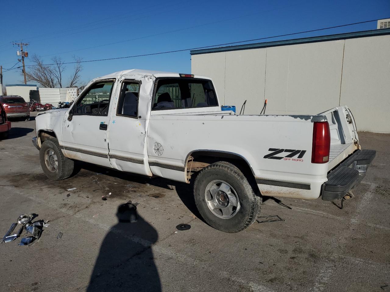 1998 Chevrolet GMT-400 - Image 2