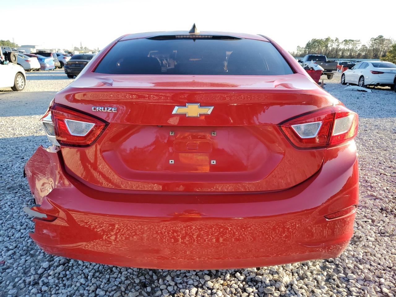 2018 Chevrolet Cruze - Image 6