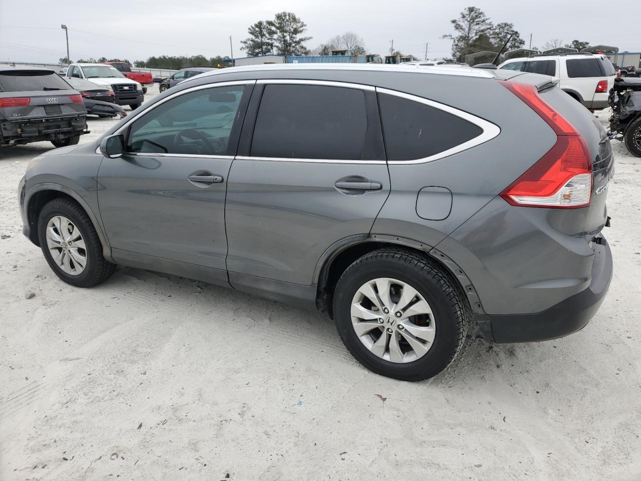 2014 Honda CR-V - Image 2