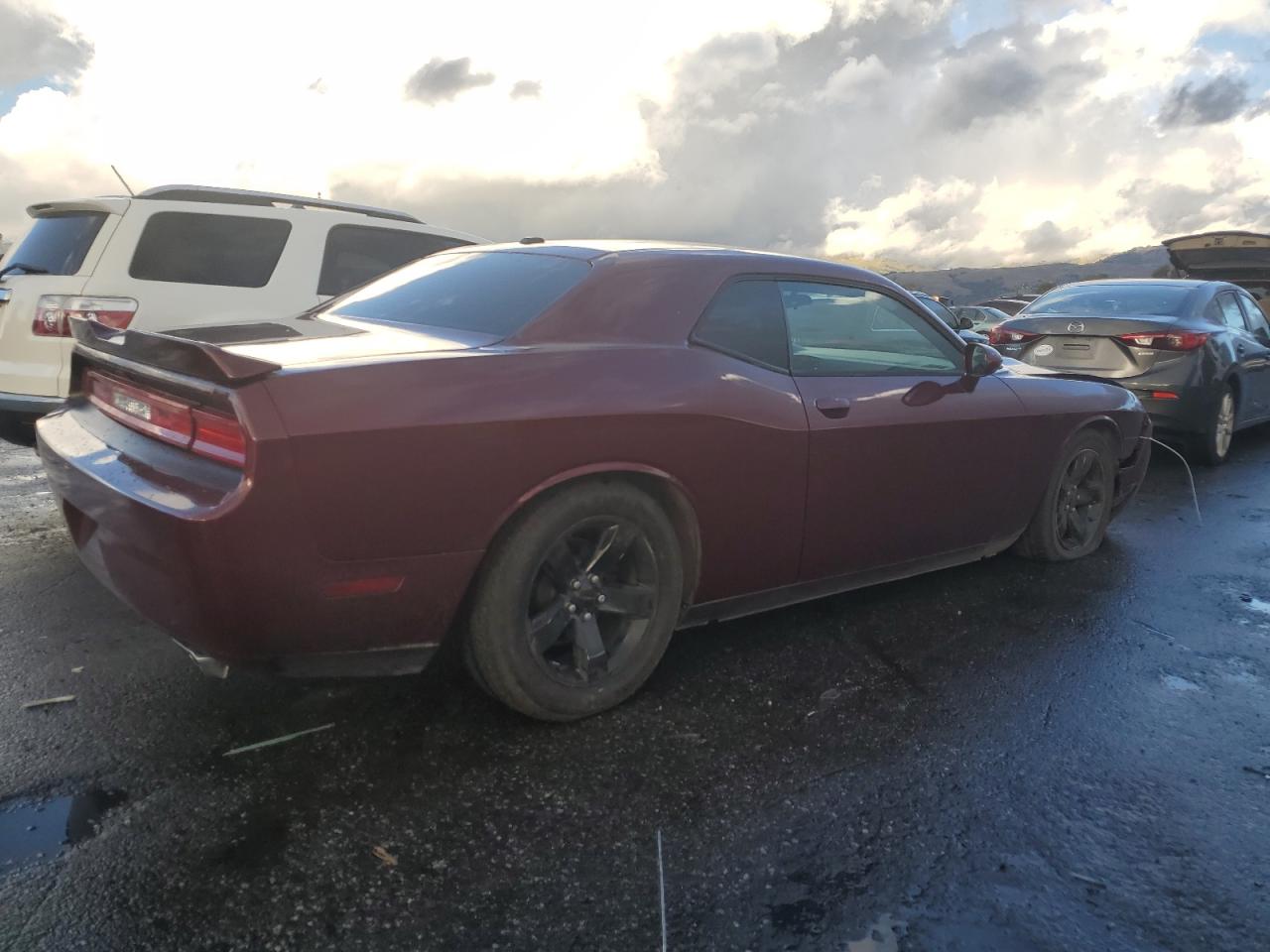 2014 Dodge Challenger - Image 3