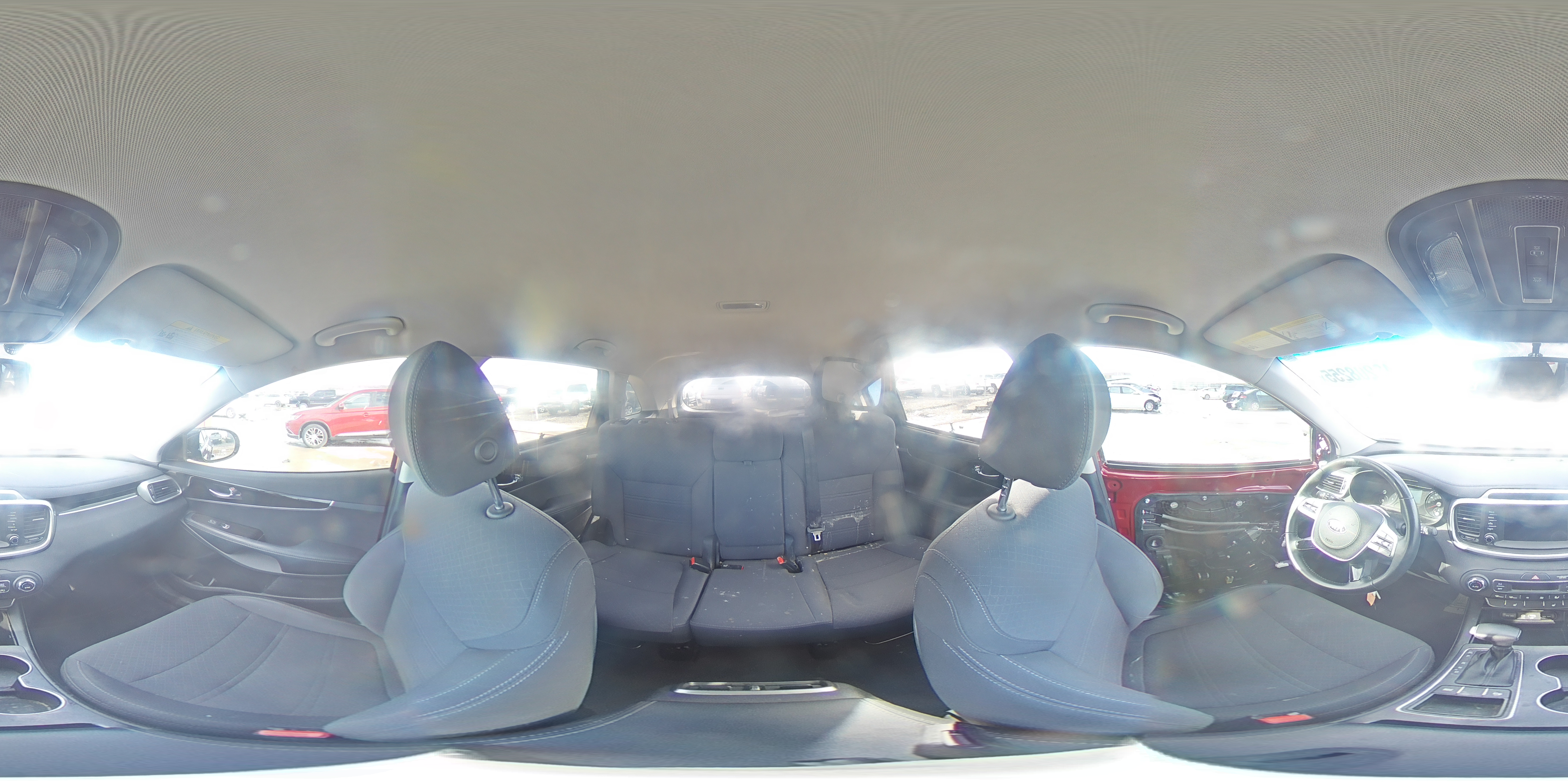 2019 Kia Sorento - Image 14