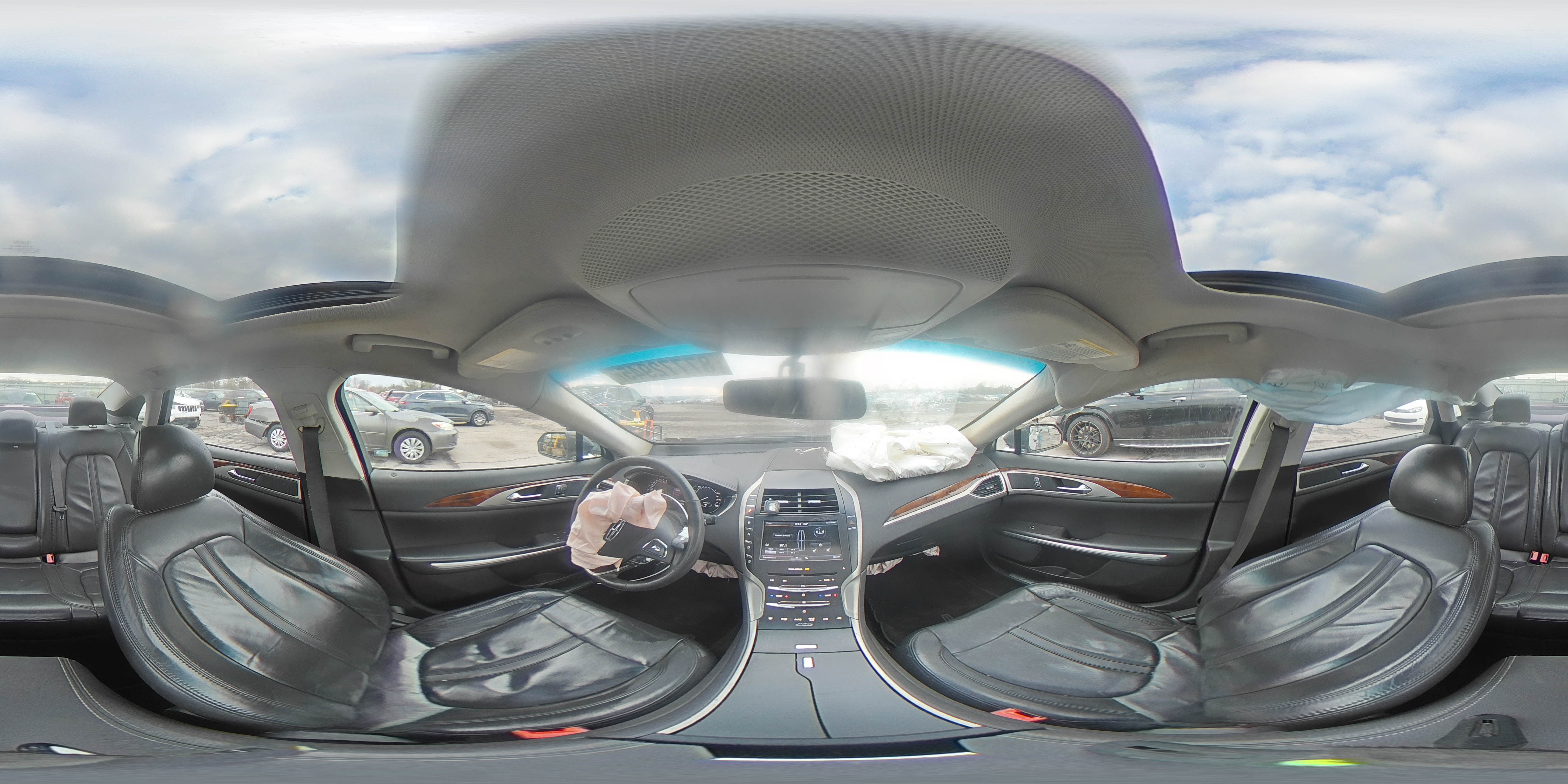 2014 Lincoln MKZ - Image 12