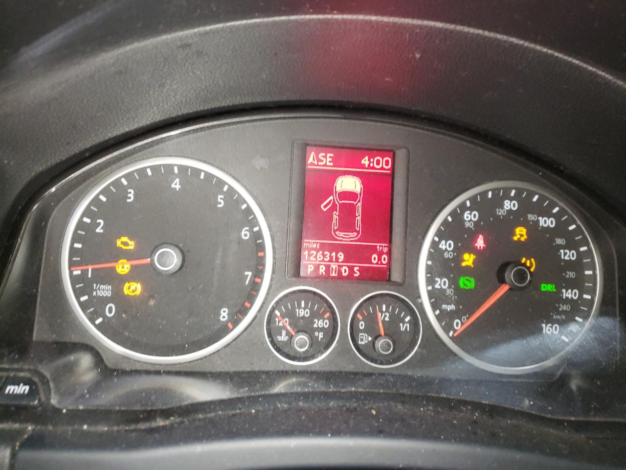 2009 Volkswagen Tiguan - Image 9