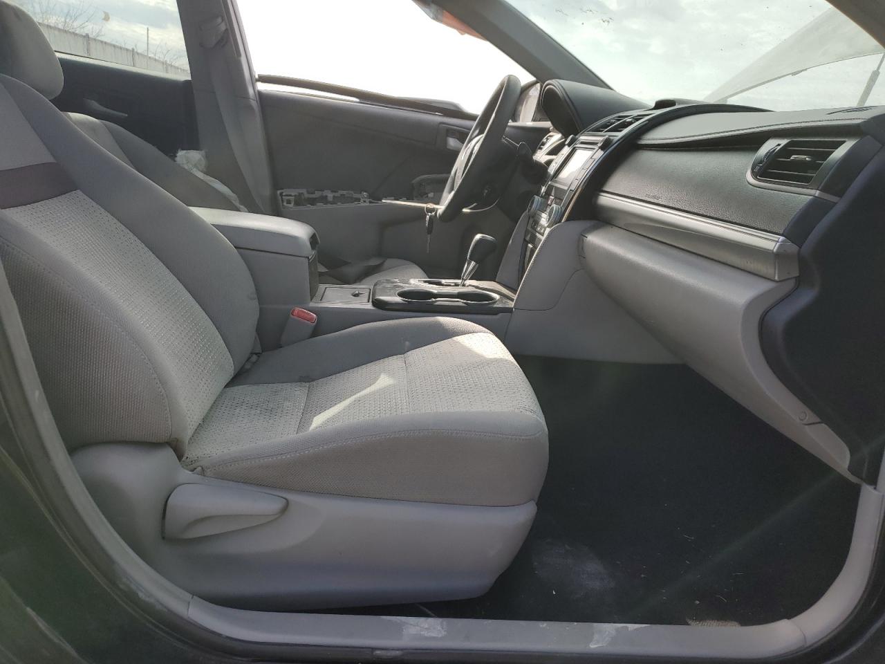 2012 Toyota Camry - Image 7