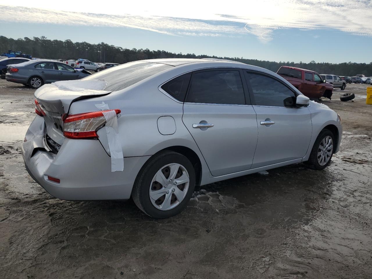 2013 Nissan Sentra - Image 3