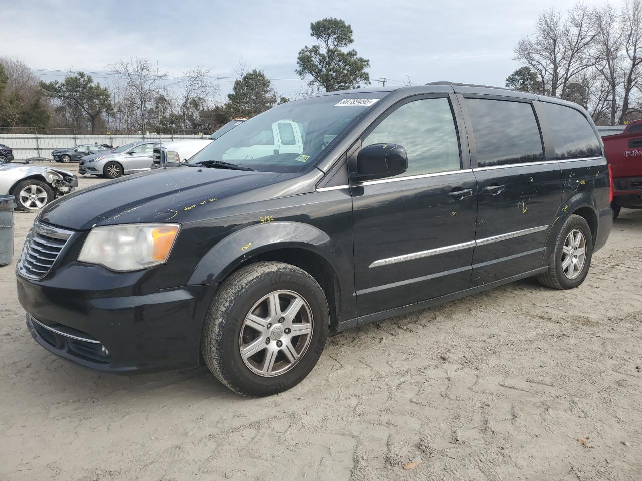 2013 Chrysler Town & Country - Image 1