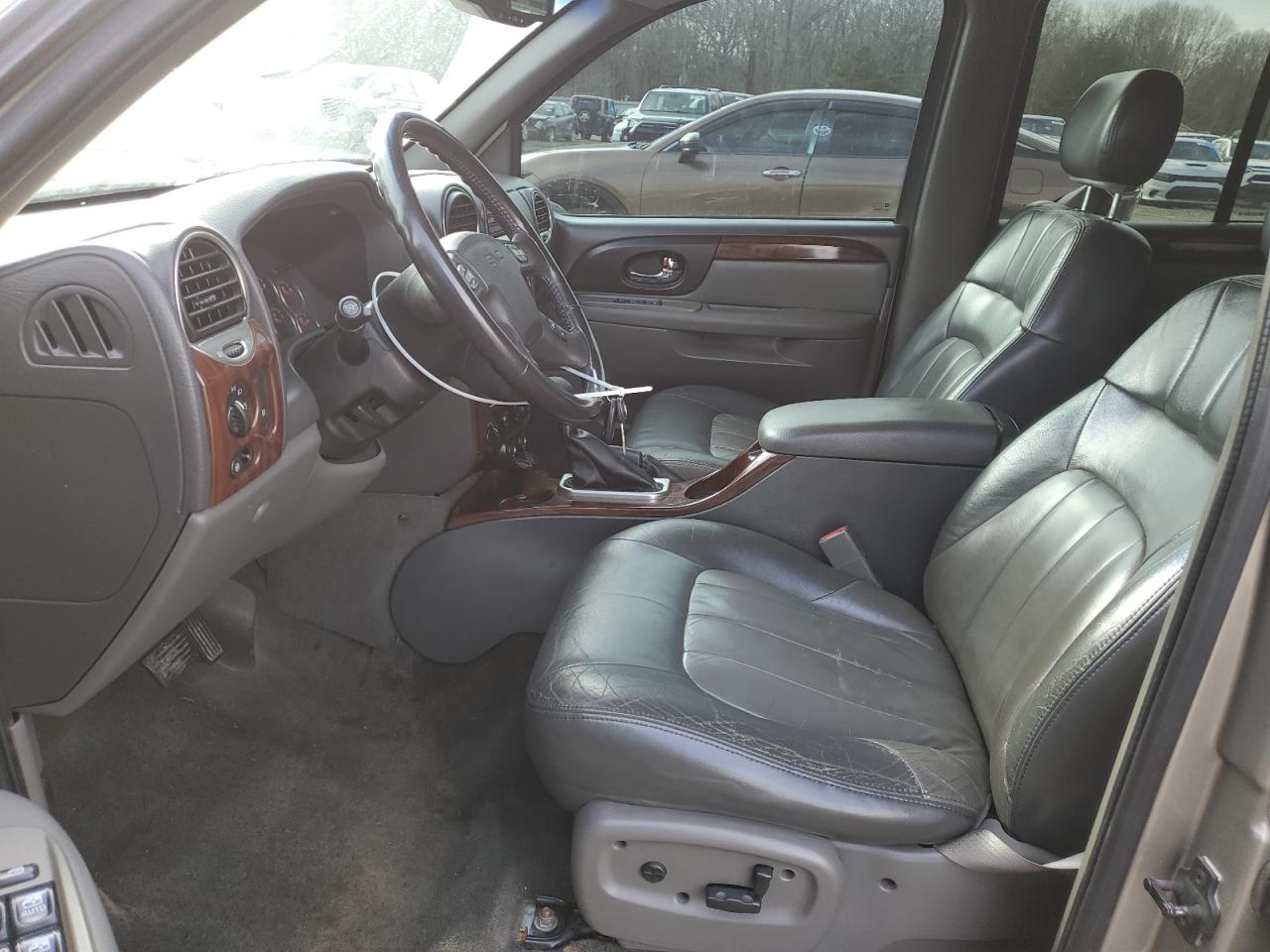 2003 GMC Envoy - Image 7