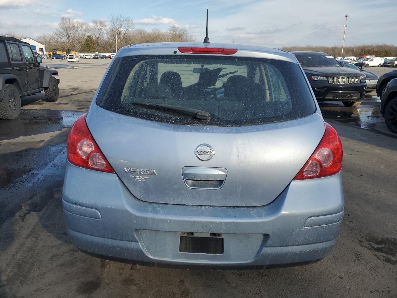 2010 Nissan Versa - Image 6