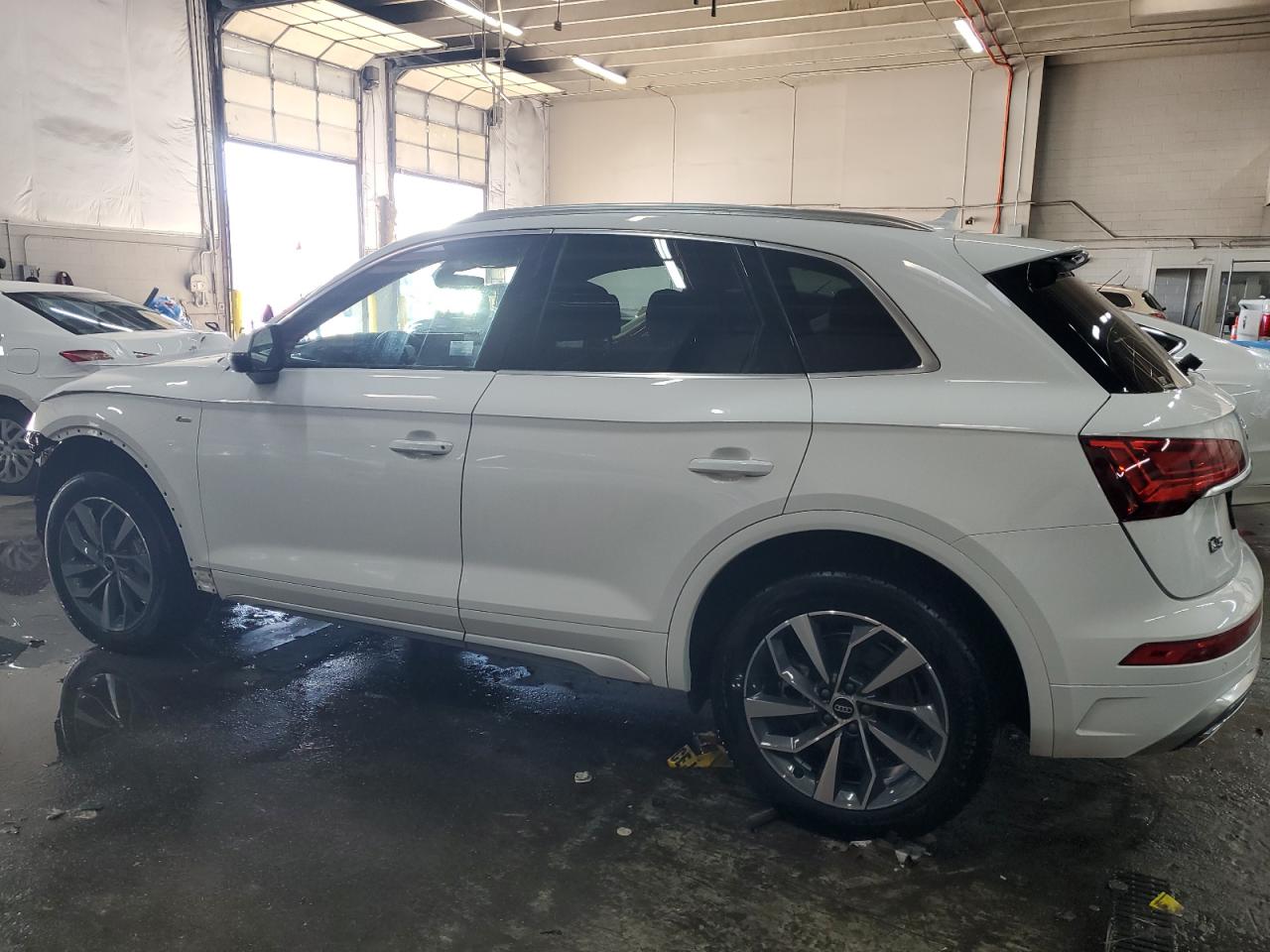 2023 Audi Q5 - Image 2