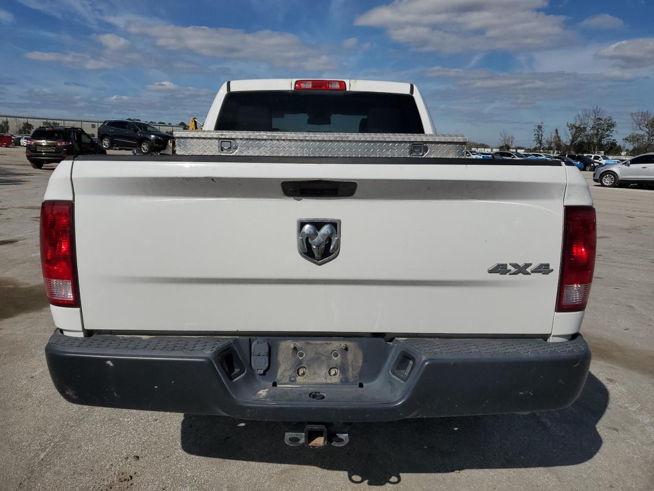 2019 RAM 1500 - Image 6