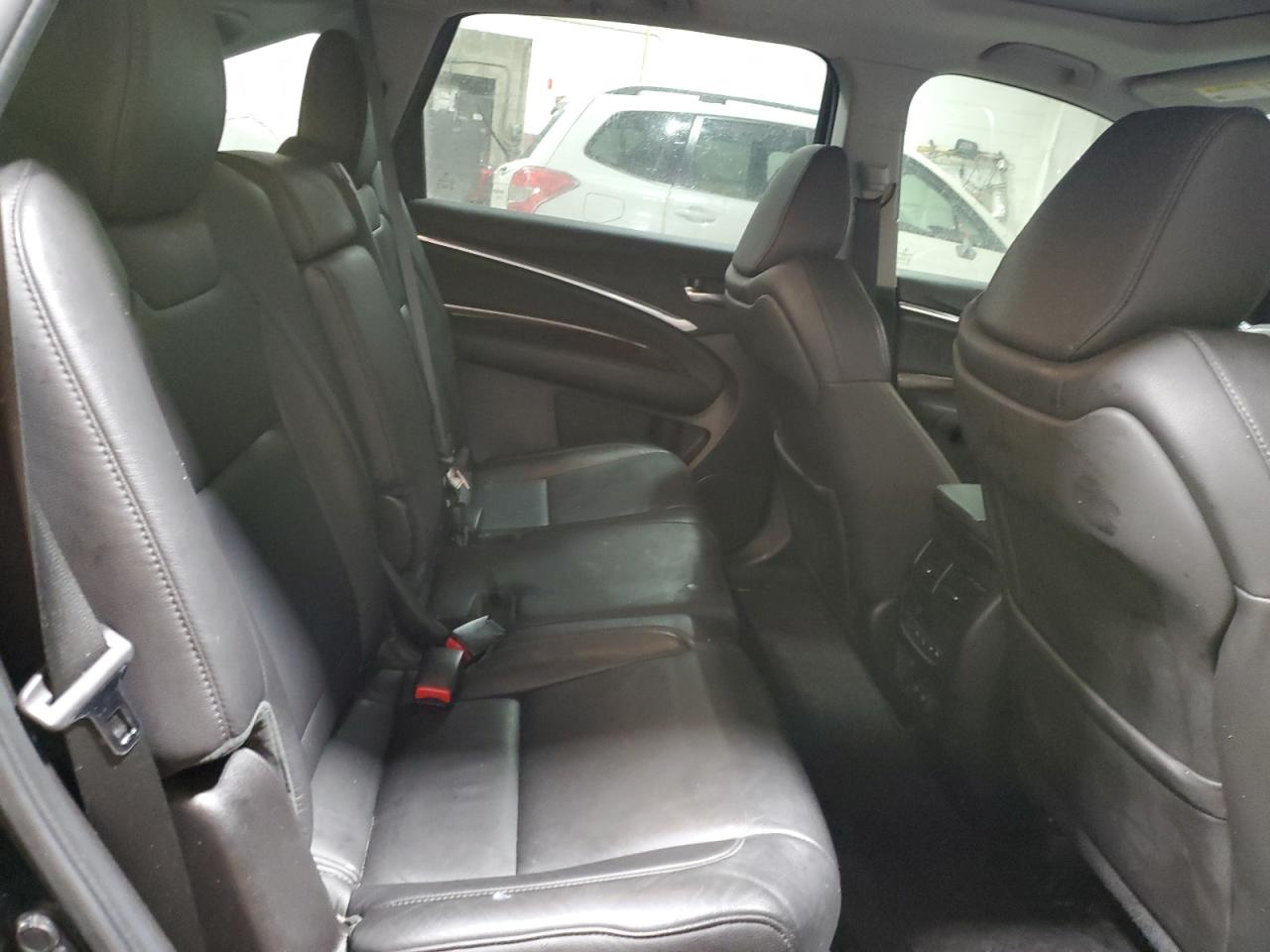 2018 Acura MDX - Image 11