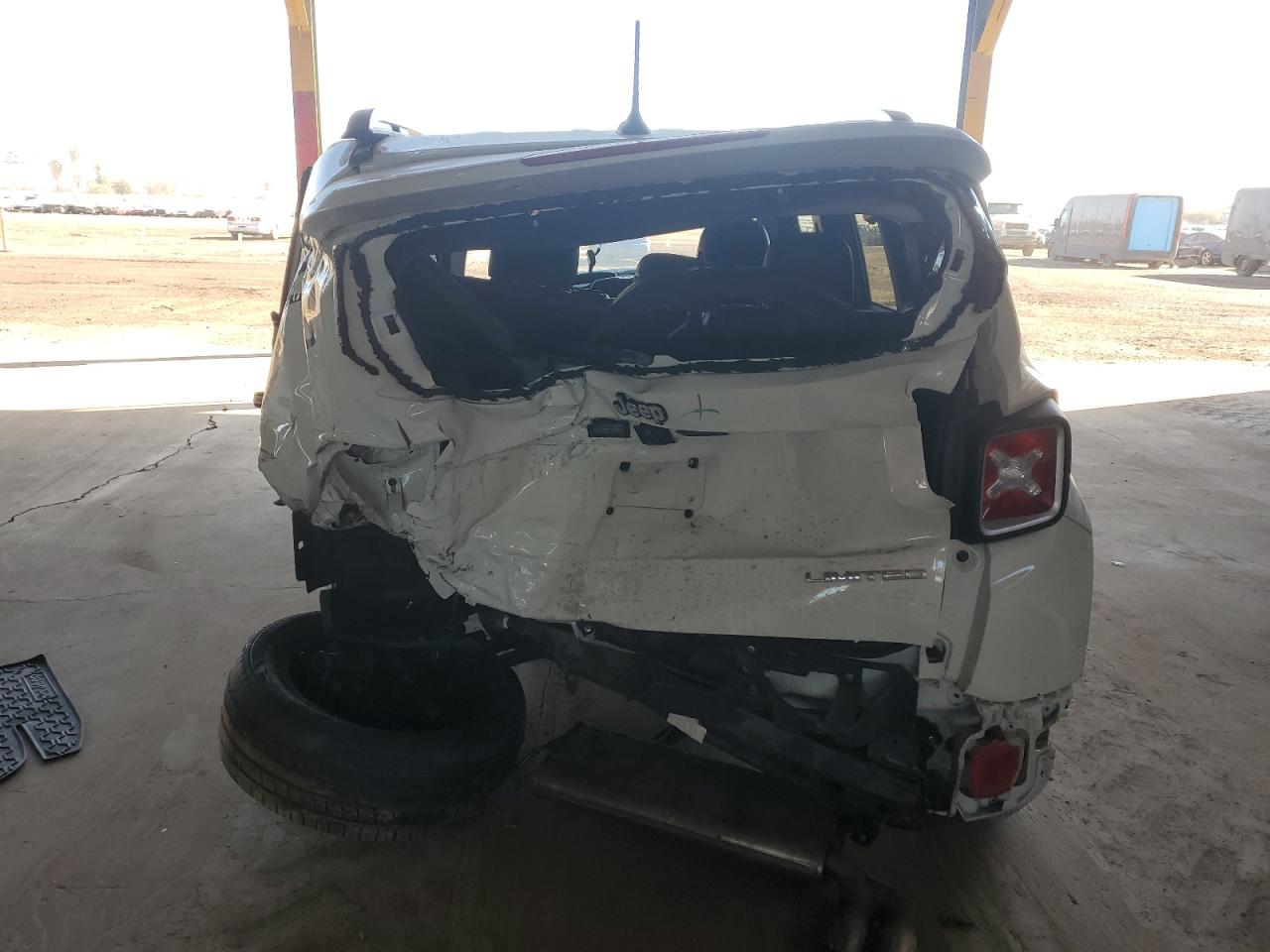 2016 Jeep Renegade - Image 6