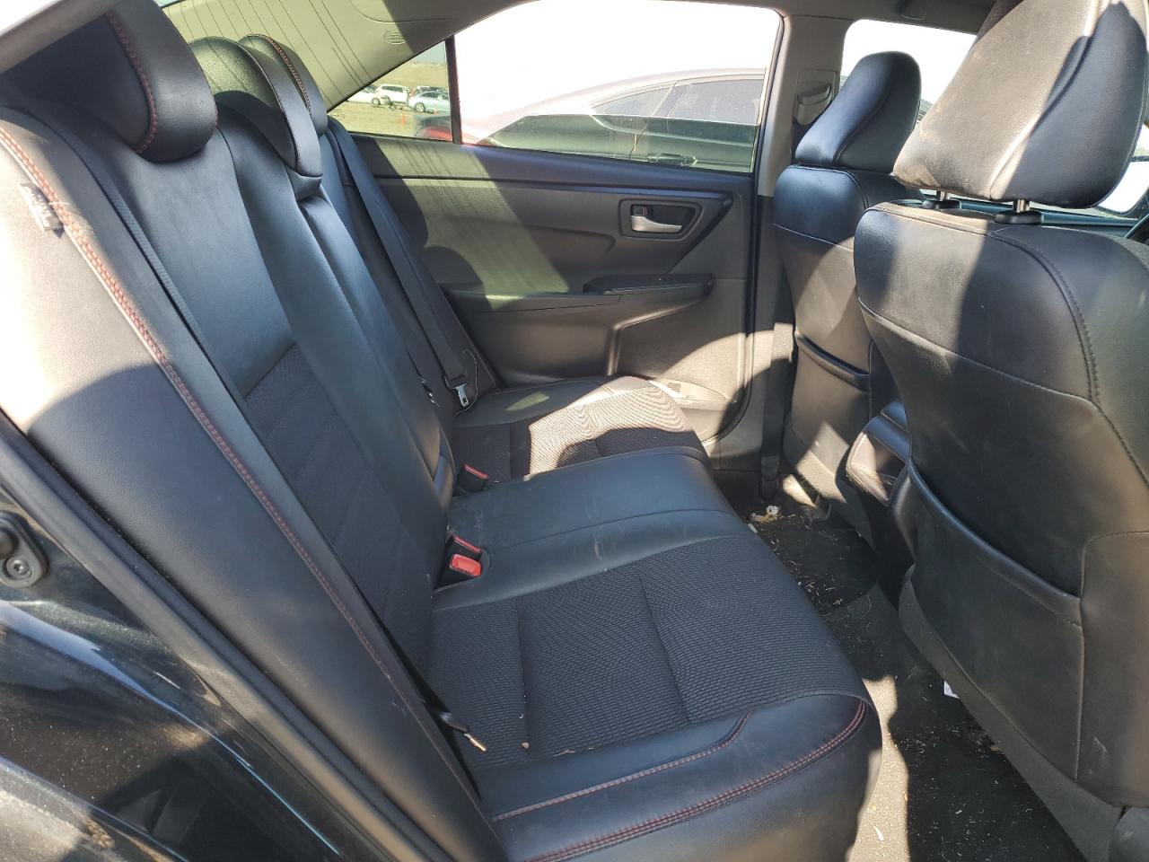 2017 Toyota Camry - Image 10