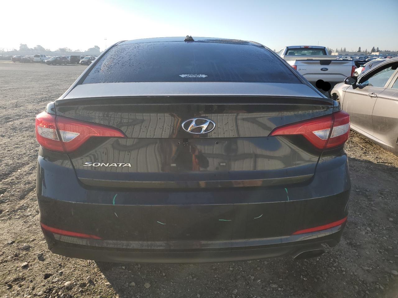 2015 Hyundai Sonata - Image 6