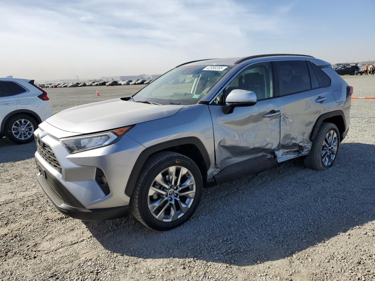 2019 Toyota RAV 4 - Image 1