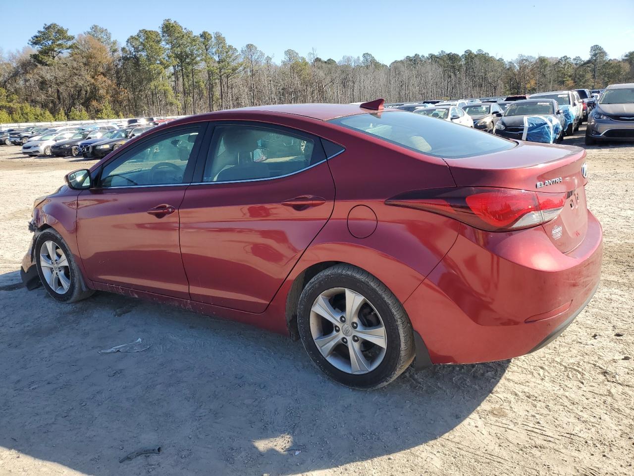 2016 Hyundai Elantra - Image 2