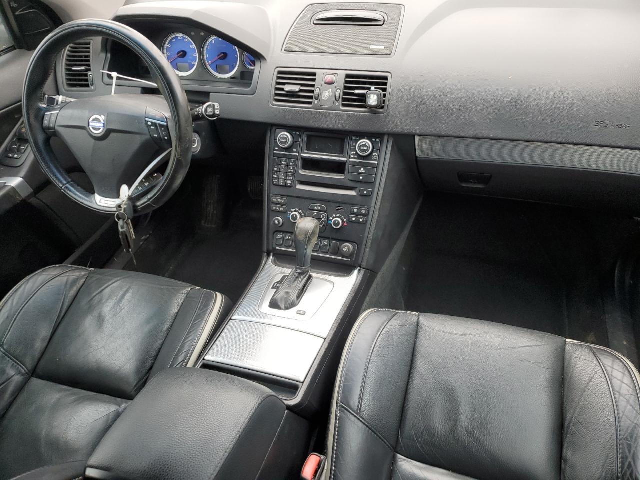 2011 Volvo XC90 - Image 8