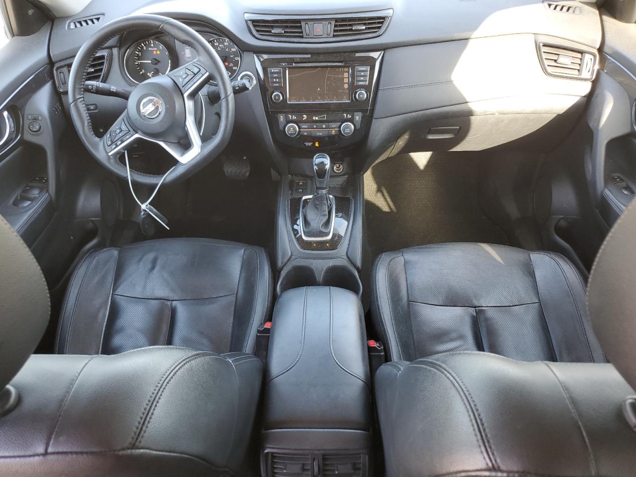 2020 Nissan Rogue - Image 8