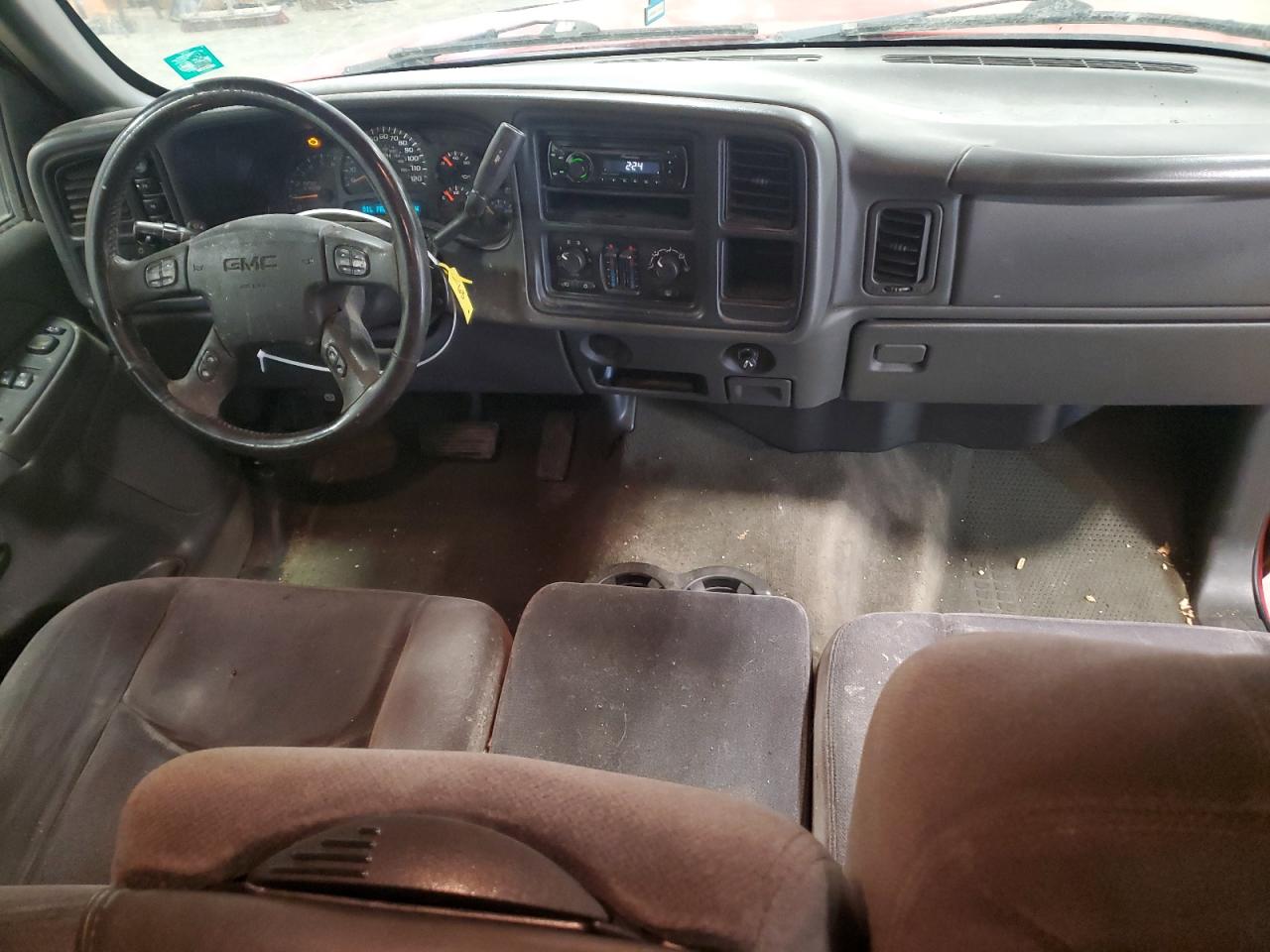 2005 GMC Sierra - Image 8