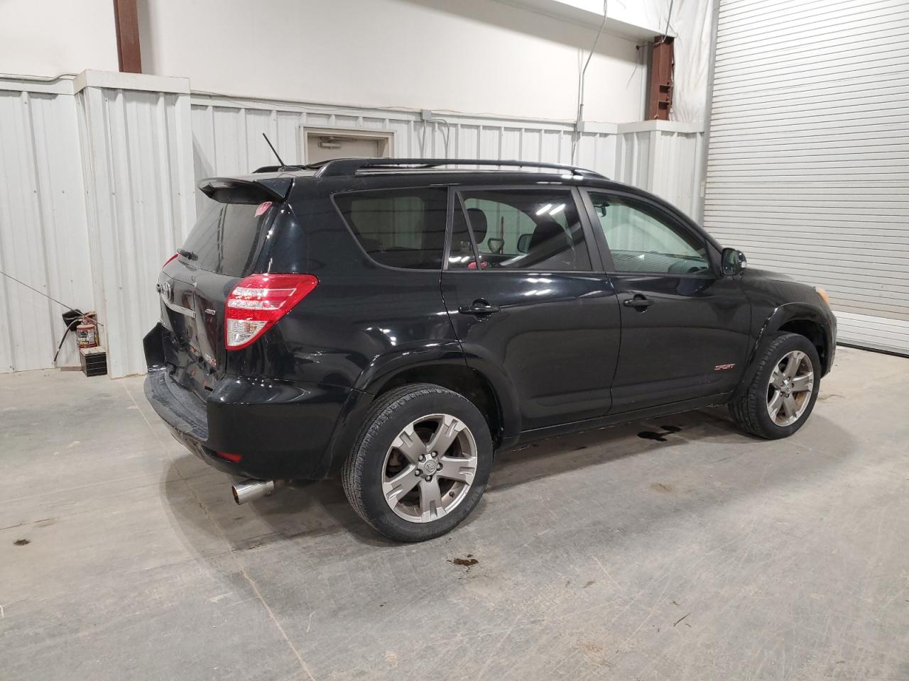 2010 Toyota RAV 4 - Image 3