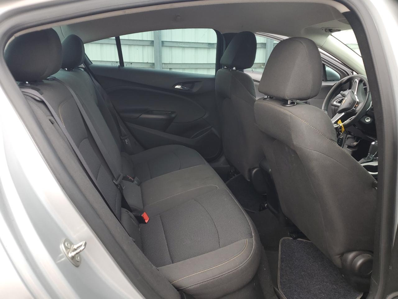 2016 Chevrolet Cruze - Image 10
