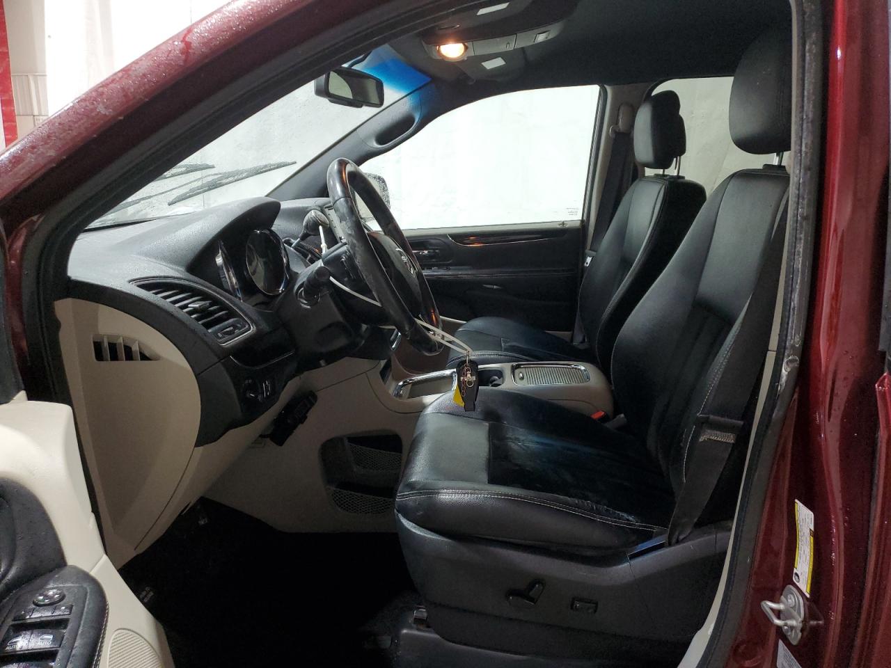 2017 Dodge Caravan - Image 7