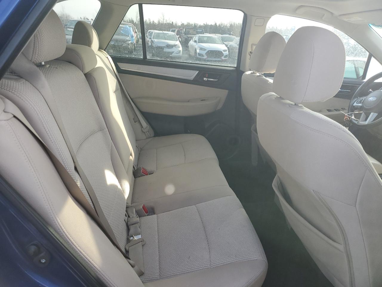 2015 Subaru Outback - Image 11