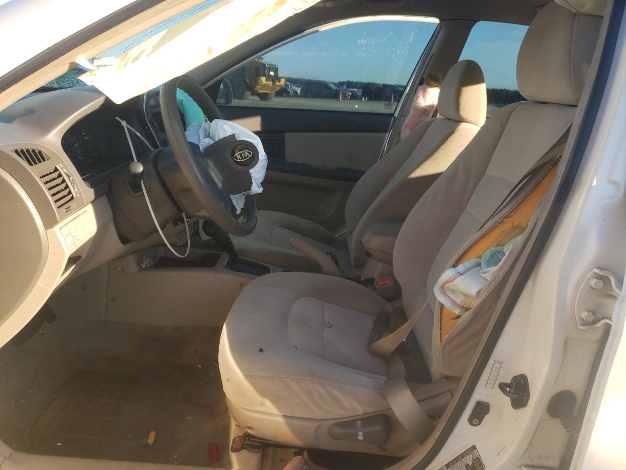 2006 Kia Spectra - Image 7