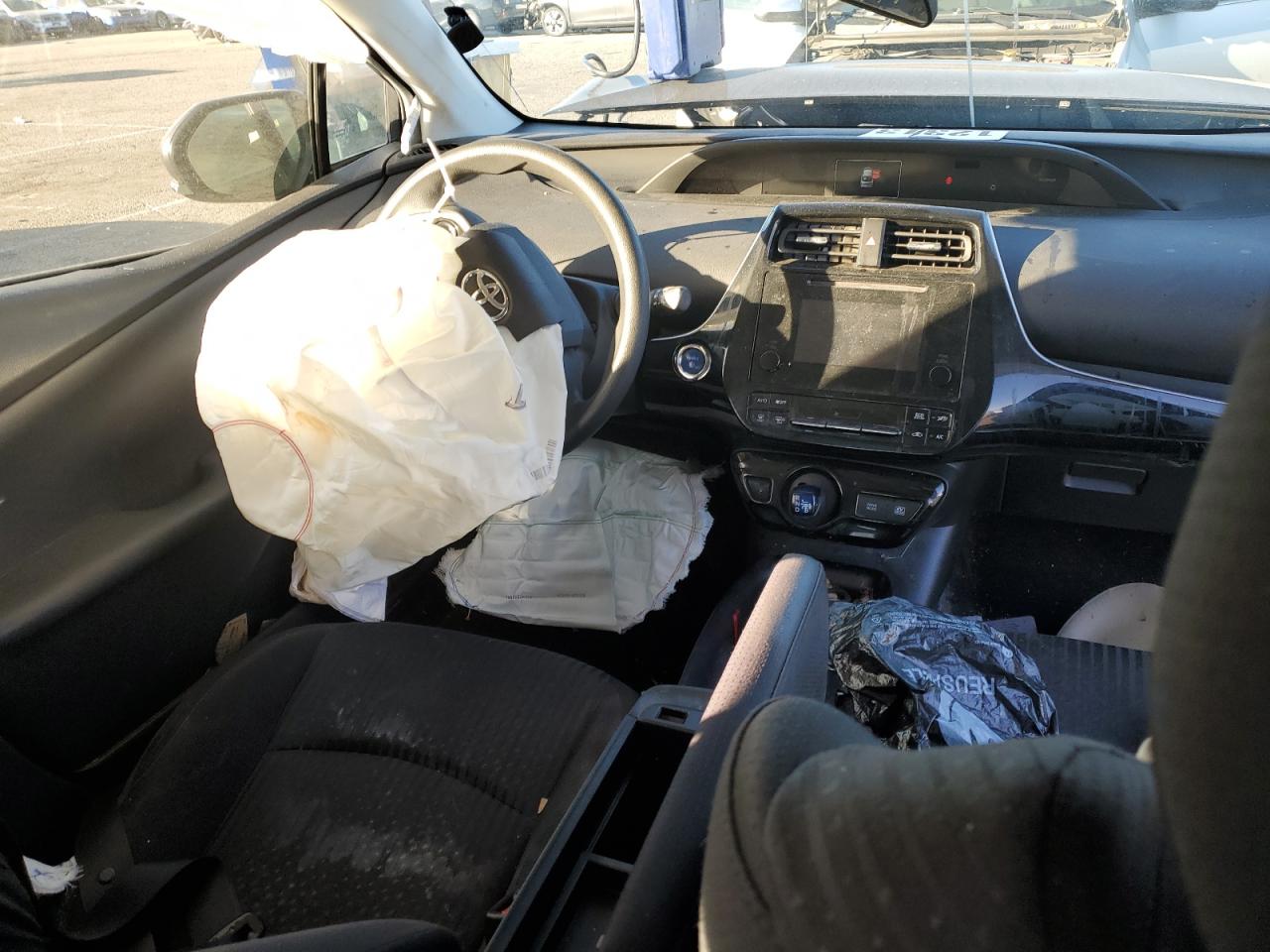 2018 Toyota Prius - Image 8