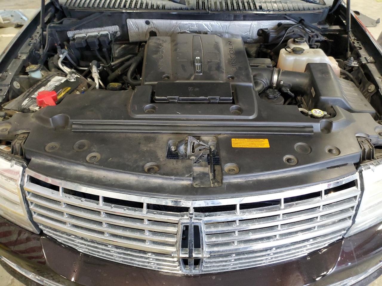 2013 Lincoln Navigator - Image 12